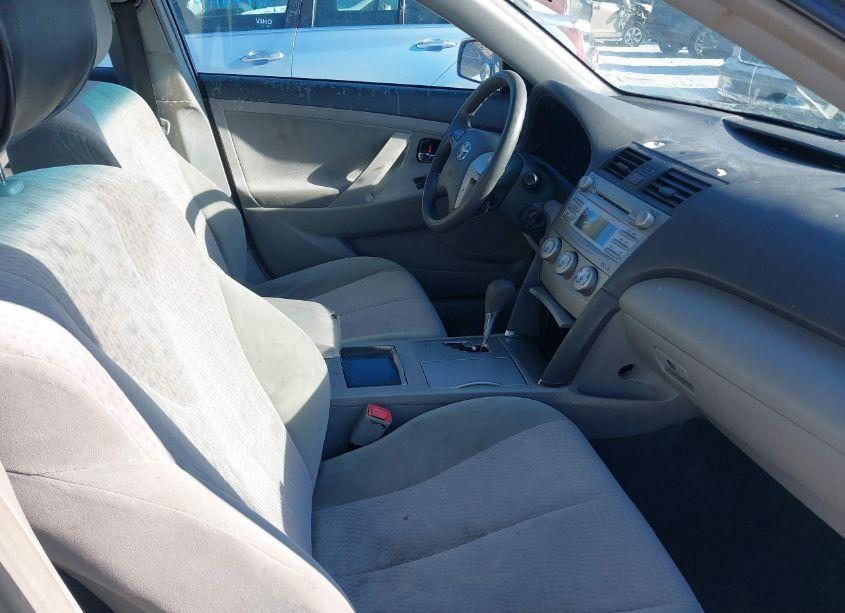 Photo 5 of 2010 Toyota Camry LE (VIN 4T4BF3EK8AR064351)