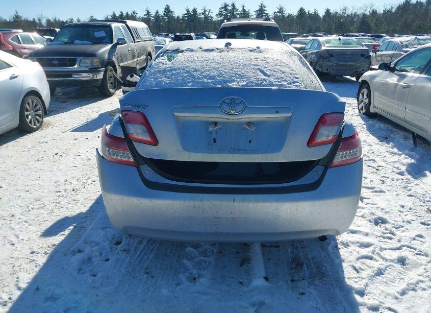 Photo 6 of 2010 Toyota Camry LE (VIN 4T4BF3EK8AR064351)