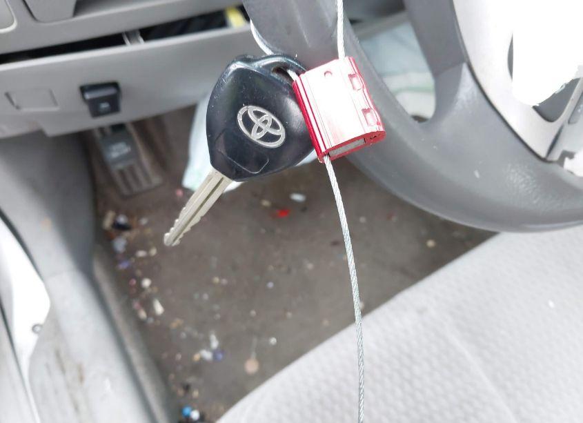 Photo 11 of 2010 Toyota Camry LE (VIN 4T4BF3EK8AR070781)