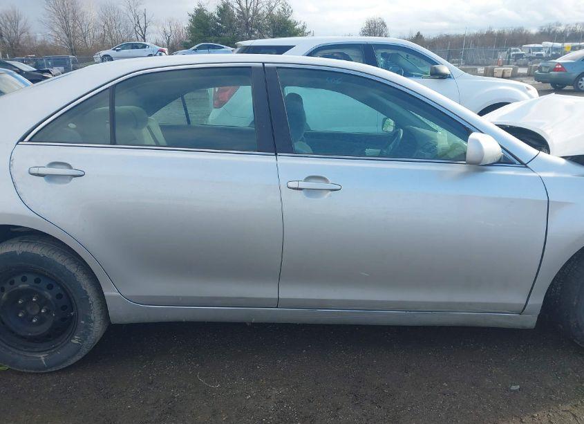 Photo 14 of 2010 Toyota Camry LE (VIN 4T4BF3EK8AR070781)