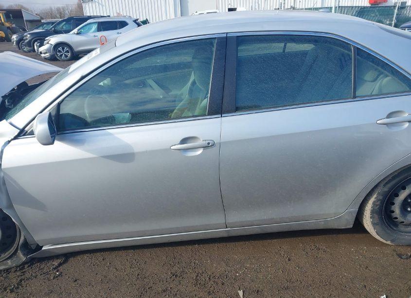 Photo 15 of 2010 Toyota Camry LE (VIN 4T4BF3EK8AR070781)