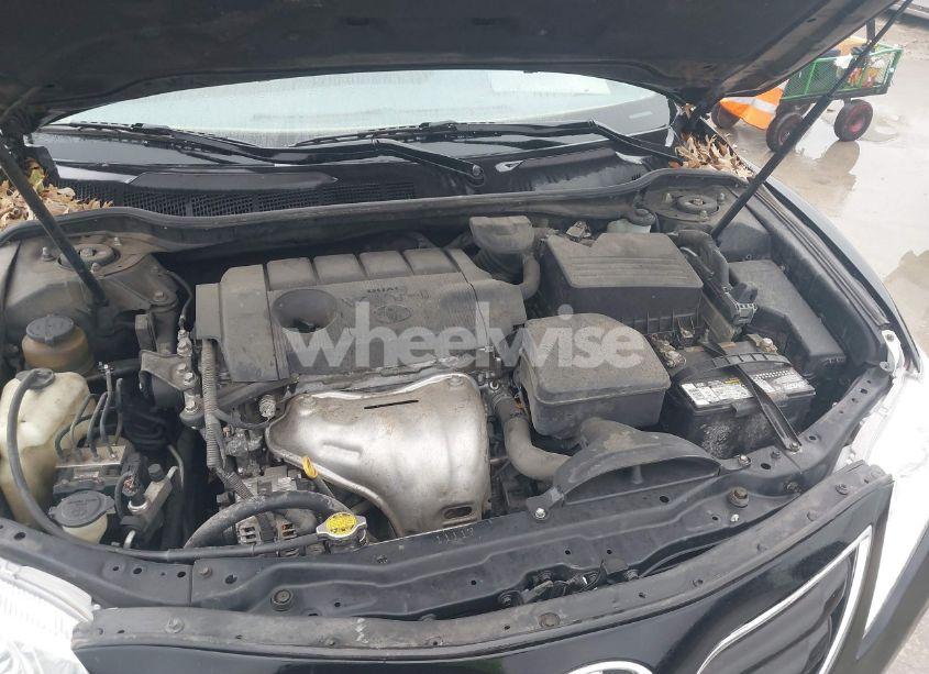 Photo 10 of 2010 Toyota Camry LE (VIN 4T4BF3EK8AR073082)