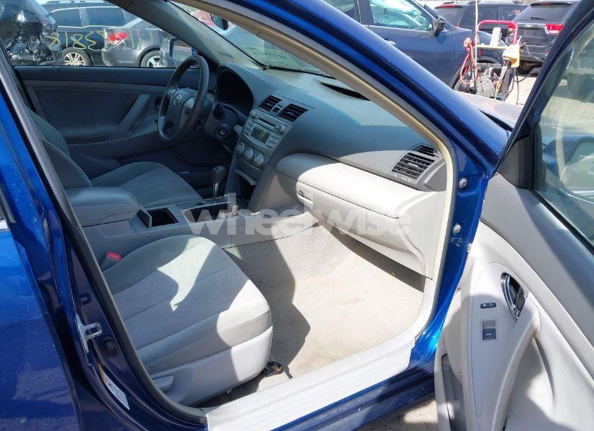 Photo 5 of 2011 Toyota Camry LE (VIN 4T4BF3EK8BR096783)