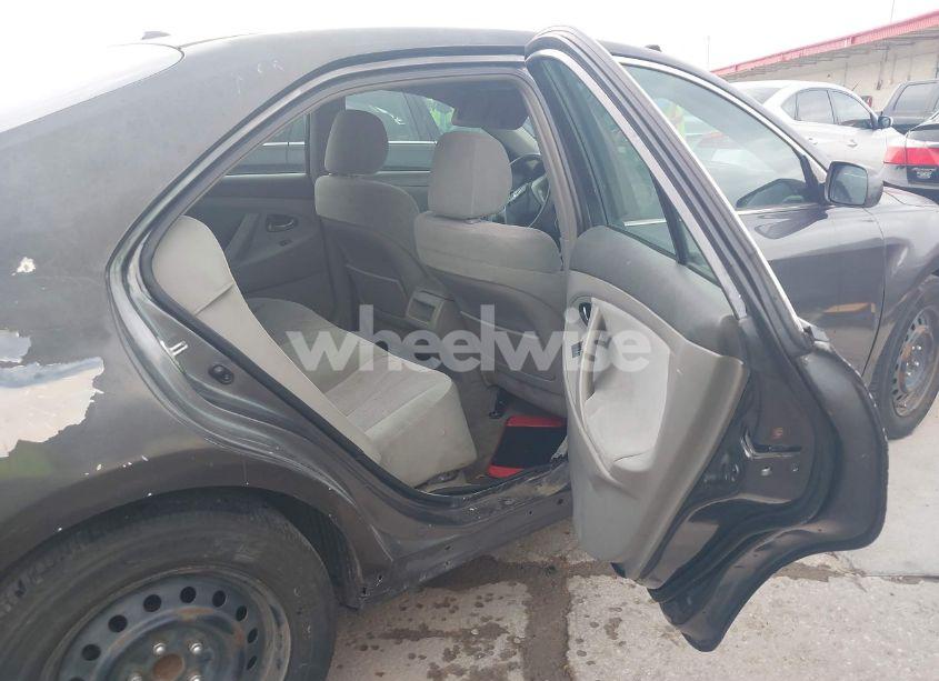 Photo 8 of 2011 Toyota Camry LE (VIN 4T4BF3EK8BR098632)