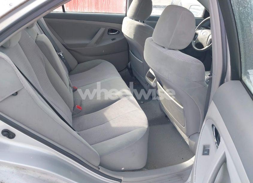 Photo 8 of 2011 Toyota Camry LE (VIN 4T4BF3EK8BR099120)