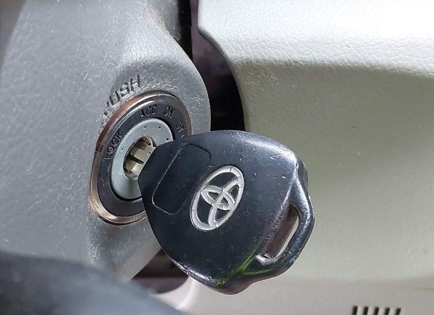 Photo 11 of 2011 Toyota Camry LE (VIN 4T4BF3EK8BR100976)