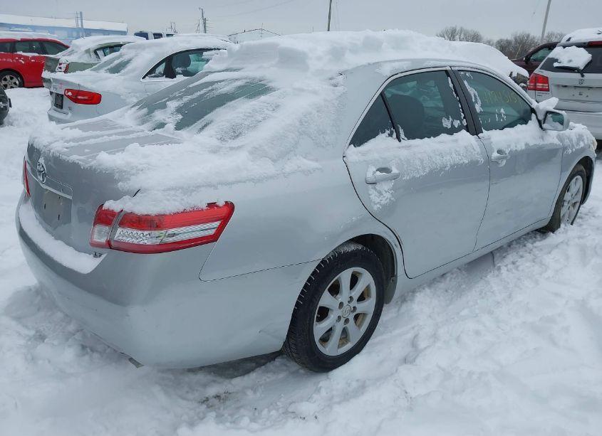 Photo 4 of 2011 Toyota Camry LE (VIN 4T4BF3EK8BR100976)