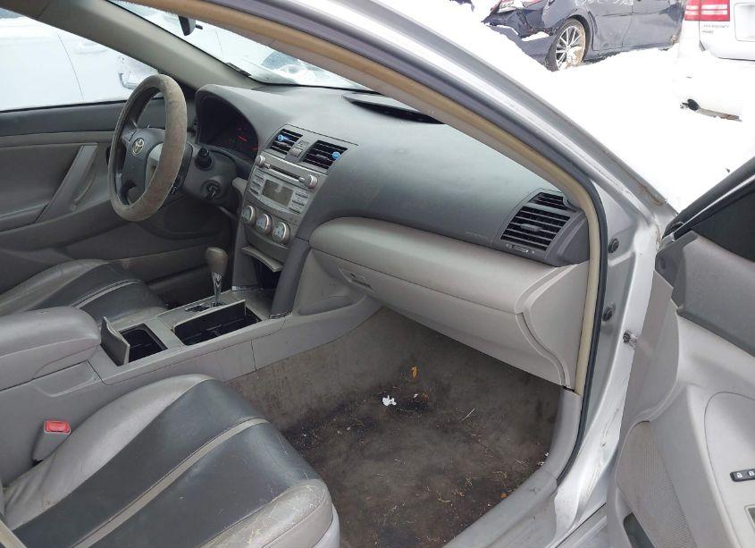 Photo 5 of 2011 Toyota Camry LE (VIN 4T4BF3EK8BR100976)