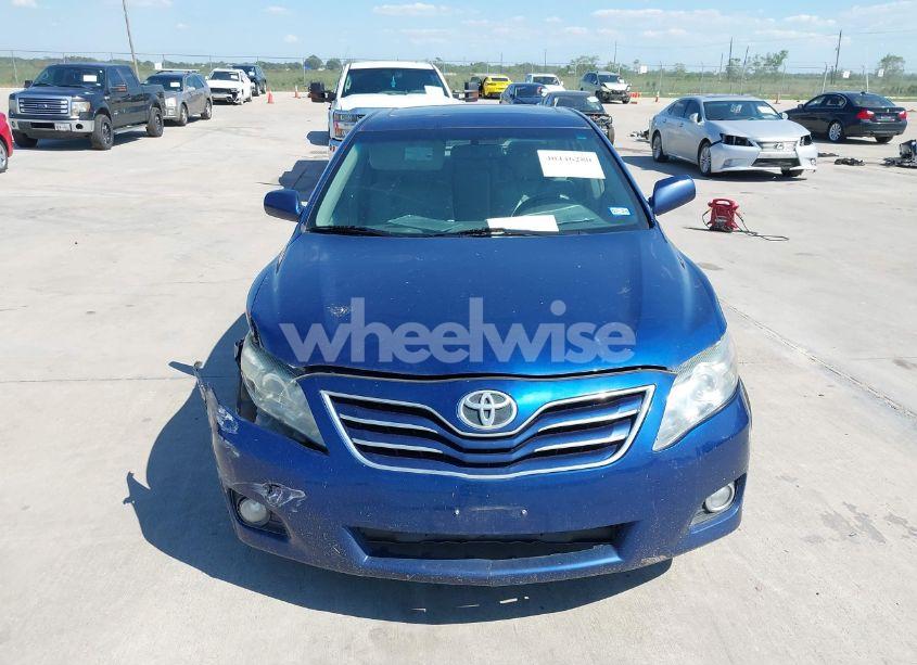 Photo 12 of 2011 Toyota Camry XLE (VIN 4T4BF3EK8BR103022)