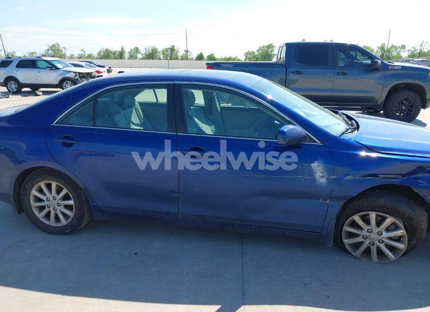 Photo 13 of 2011 Toyota Camry XLE (VIN 4T4BF3EK8BR103022)