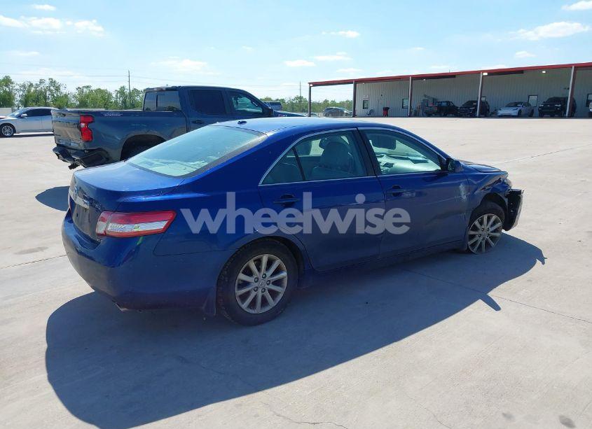 Photo 4 of 2011 Toyota Camry XLE (VIN 4T4BF3EK8BR103022)