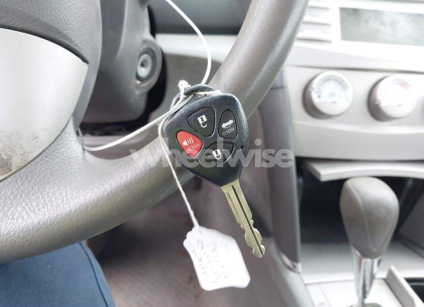 Photo 11 of 2011 Toyota Camry LE (VIN 4T4BF3EK8BR108365)