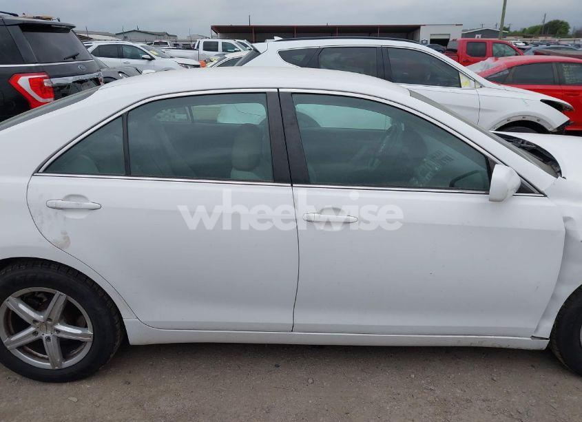 Photo 14 of 2011 Toyota Camry LE (VIN 4T4BF3EK8BR108365)