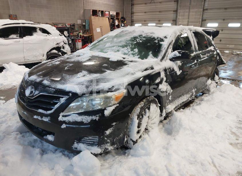 Photo 2 of 2011 Toyota Camry LE (VIN 4T4BF3EK8BR109080)