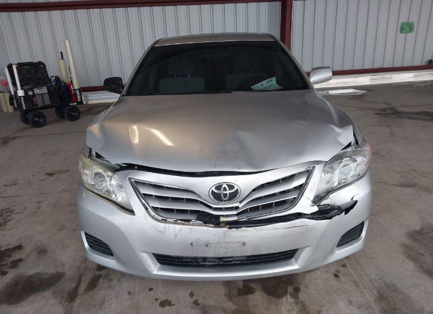 Photo 12 of 2011 Toyota Camry LE (VIN 4T4BF3EK8BR112884)