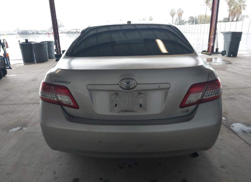 Photo 16 of 2011 Toyota Camry LE (VIN 4T4BF3EK8BR112884)