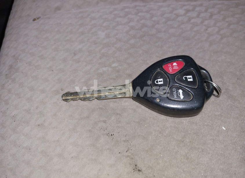 Photo 11 of 2011 Toyota Camry LE (VIN 4T4BF3EK8BR114909)