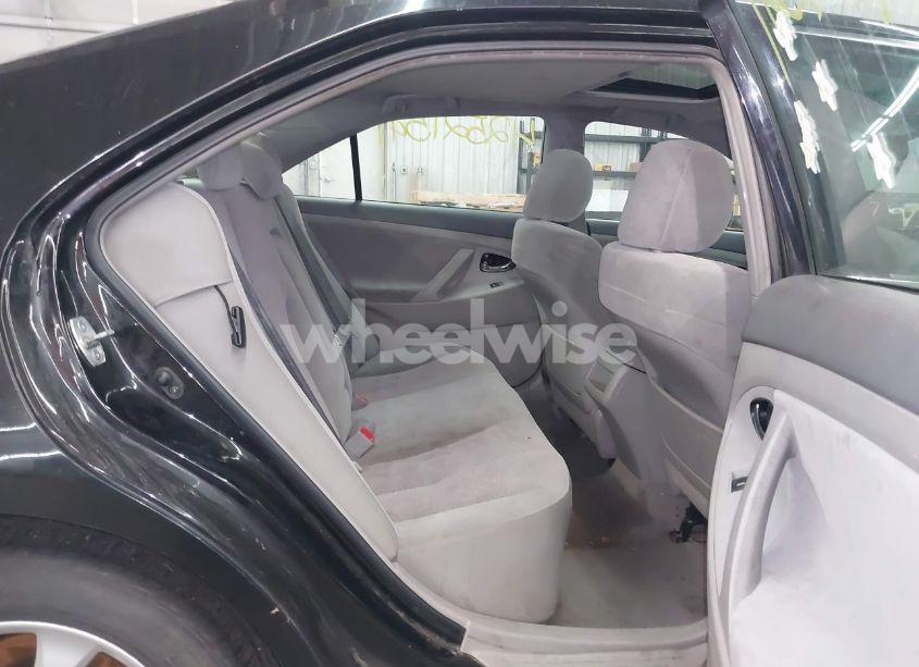 Photo 8 of 2011 Toyota Camry LE (VIN 4T4BF3EK8BR114909)