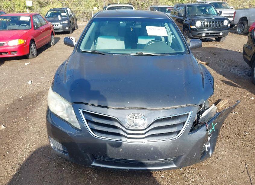 Photo 12 of 2011 Toyota Camry LE (VIN 4T4BF3EK8BR118457)