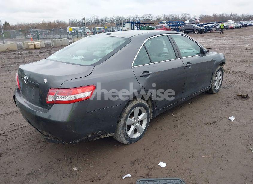 Photo 4 of 2011 Toyota Camry LE (VIN 4T4BF3EK8BR126218)