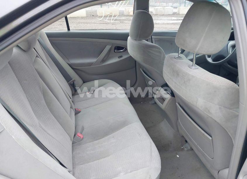 Photo 8 of 2011 Toyota Camry LE (VIN 4T4BF3EK8BR126218)