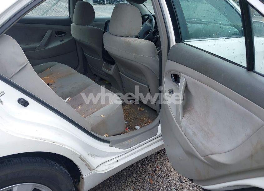 Photo 8 of 2011 Toyota Camry LE (VIN 4T4BF3EK8BR129507)