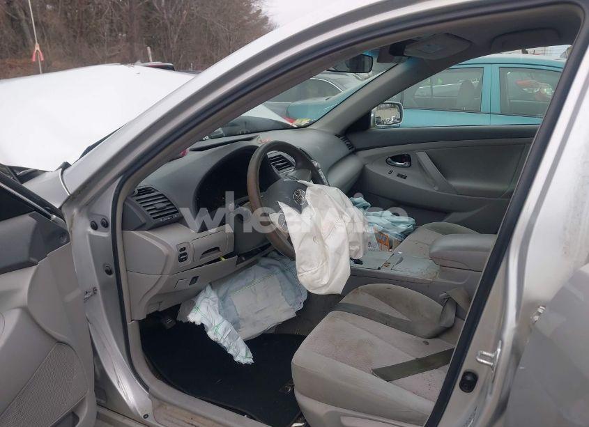 Photo 5 of 2011 Toyota Camry (VIN 4T4BF3EK8BR142922)