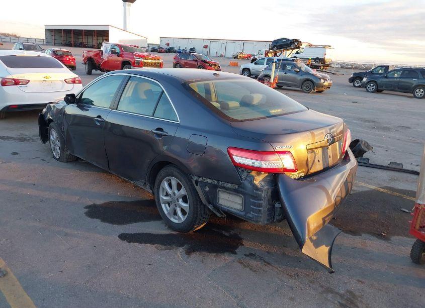 Photo 3 of 2011 Toyota Camry LE (VIN 4T4BF3EK8BR158618)