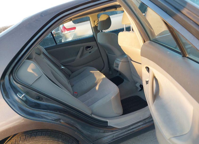 Photo 8 of 2011 Toyota Camry LE (VIN 4T4BF3EK8BR158618)