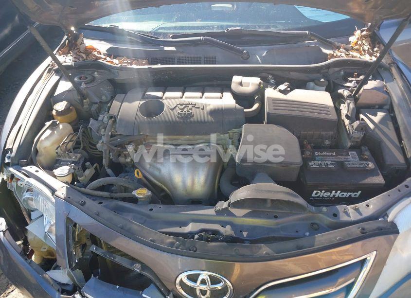 Photo 10 of 2011 Toyota Camry XLE (VIN 4T4BF3EK8BR166492)