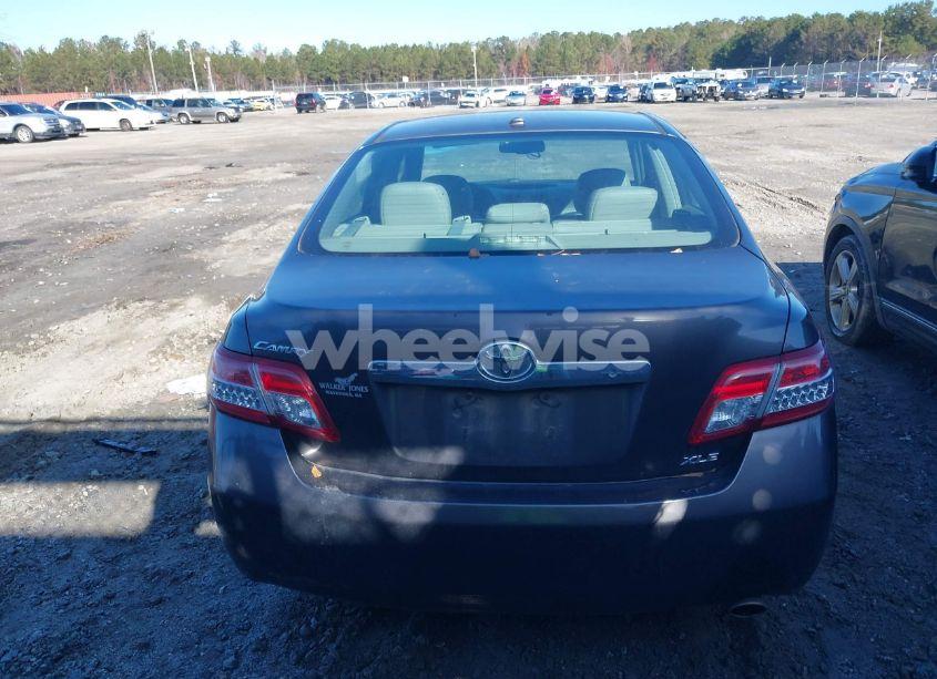 Photo 16 of 2011 Toyota Camry XLE (VIN 4T4BF3EK8BR166492)