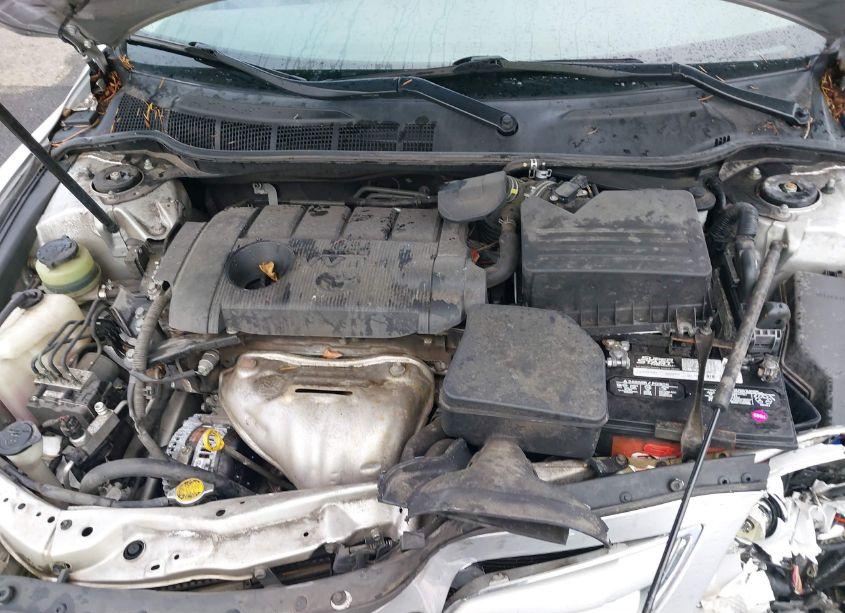 Photo 10 of 2011 Toyota Camry LE (VIN 4T4BF3EK8BR168016)