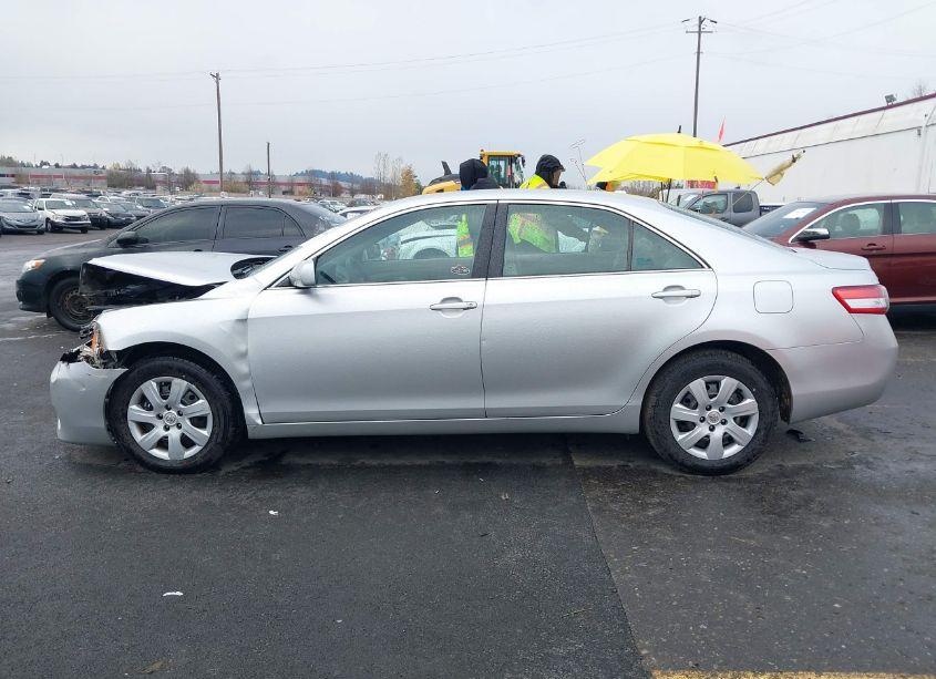 Photo 14 of 2011 Toyota Camry LE (VIN 4T4BF3EK8BR168016)