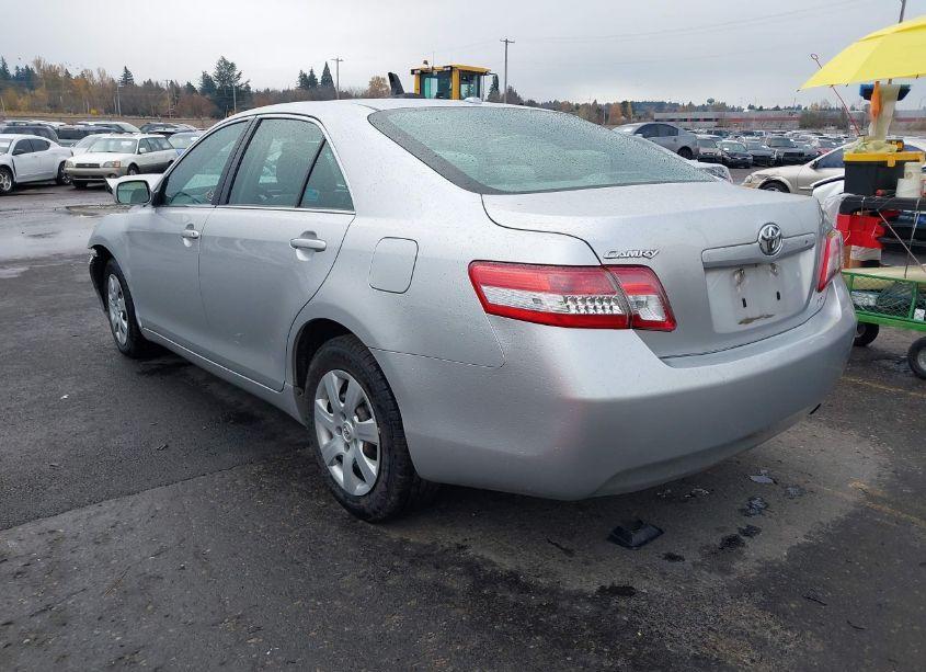 Photo 3 of 2011 Toyota Camry LE (VIN 4T4BF3EK8BR168016)