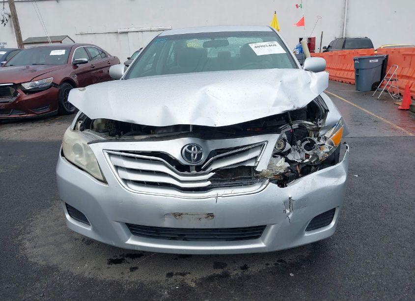 Photo 6 of 2011 Toyota Camry LE (VIN 4T4BF3EK8BR168016)