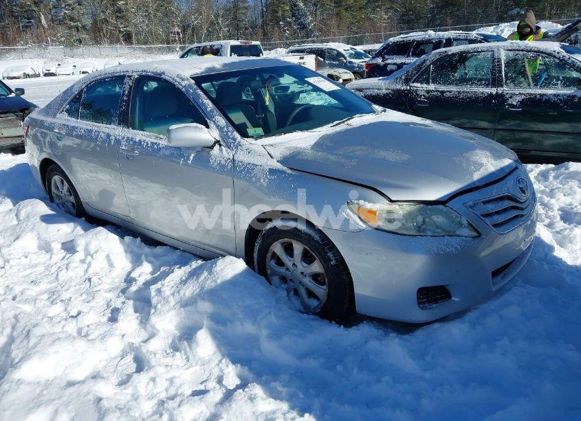 2011 Toyota Camry LE (VIN 4T4BF3EK8BR173040) main photo