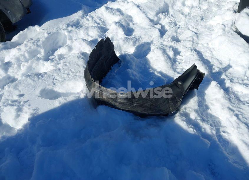 Photo 12 of 2011 Toyota Camry LE (VIN 4T4BF3EK8BR173040)