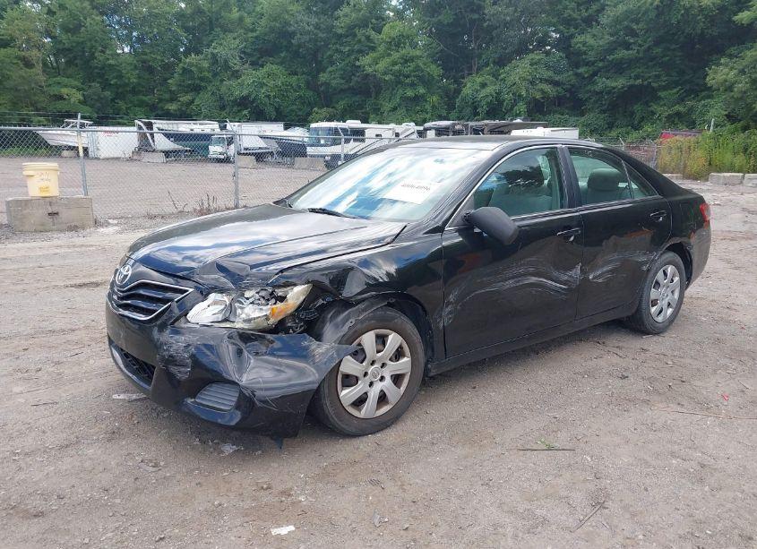 Photo 2 of 2011 Toyota Camry LE (VIN 4T4BF3EK8BR199928)