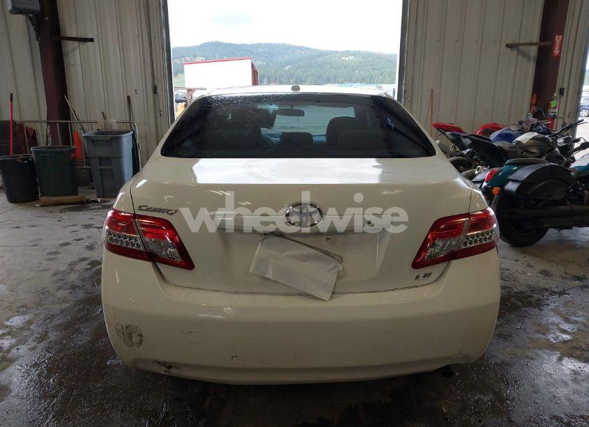 Photo 16 of 2011 Toyota Camry LE (VIN 4T4BF3EK8BR206974)