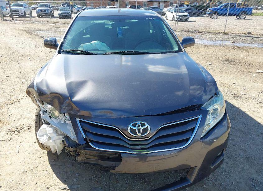 Photo 12 of 2011 Toyota Camry LE (VIN 4T4BF3EK8BR212497)
