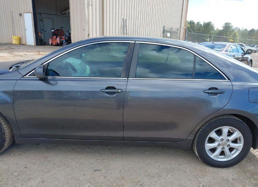 Photo 14 of 2011 Toyota Camry LE (VIN 4T4BF3EK8BR212497)