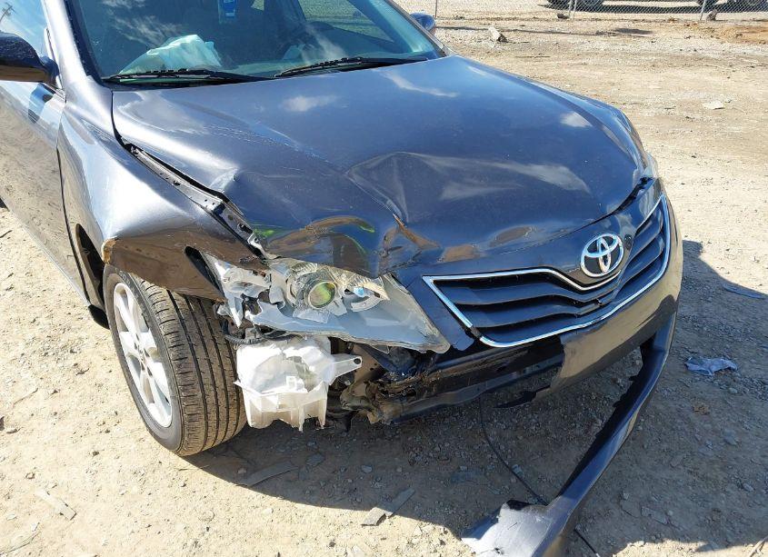 Photo 6 of 2011 Toyota Camry LE (VIN 4T4BF3EK8BR212497)