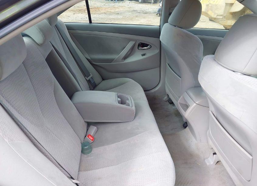 Photo 8 of 2011 Toyota Camry LE (VIN 4T4BF3EK8BR212497)