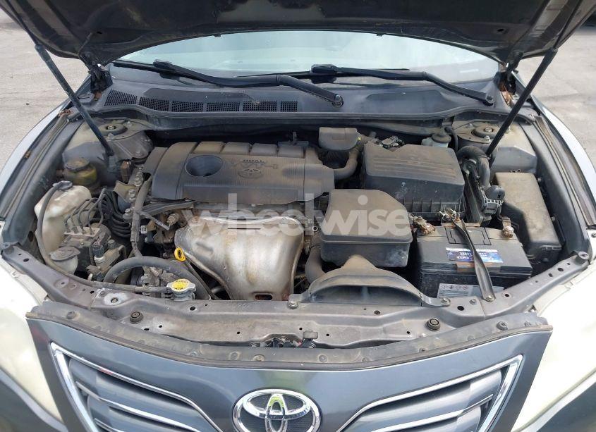 Photo 10 of 2011 Toyota Camry XLE (VIN 4T4BF3EK8BR212757)