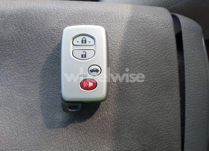 Photo 11 of 2011 Toyota Camry XLE (VIN 4T4BF3EK8BR212757)