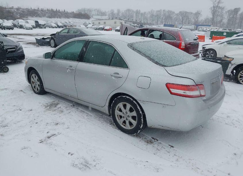 Photo 3 of 2011 Toyota Camry LE (VIN 4T4BF3EK8BR218851)