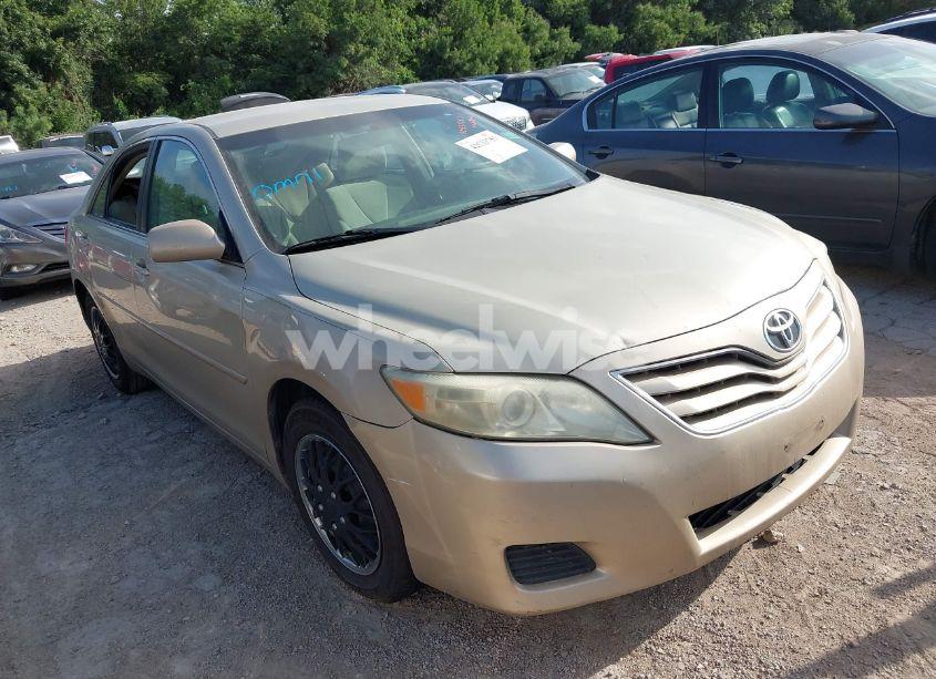 2010 Toyota Camry LE (VIN 4T4BF3EK9AR011691) main photo