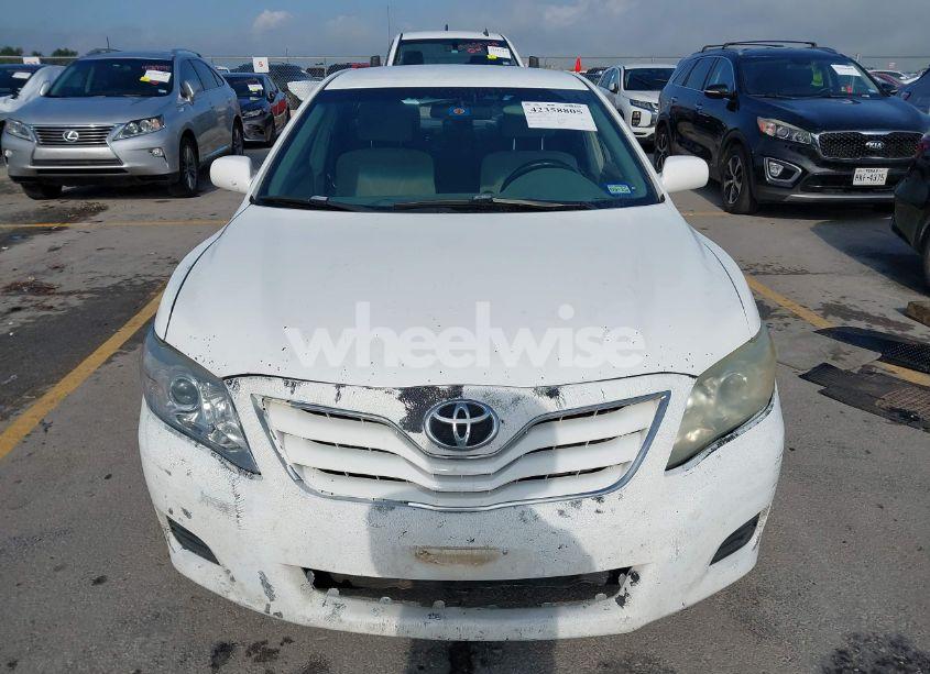 Photo 12 of 2010 Toyota Camry LE (VIN 4T4BF3EK9AR016647)