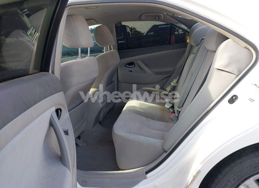 Photo 8 of 2010 Toyota Camry LE (VIN 4T4BF3EK9AR016647)