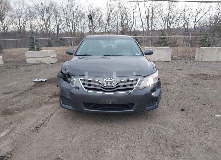 Photo 6 of 2010 Toyota Camry LE (VIN 4T4BF3EK9AR016907)
